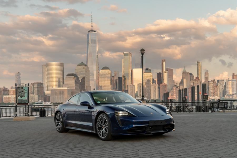  Porsche Taycan Turbo 2019 года  (WW) (фото 29 из 43)